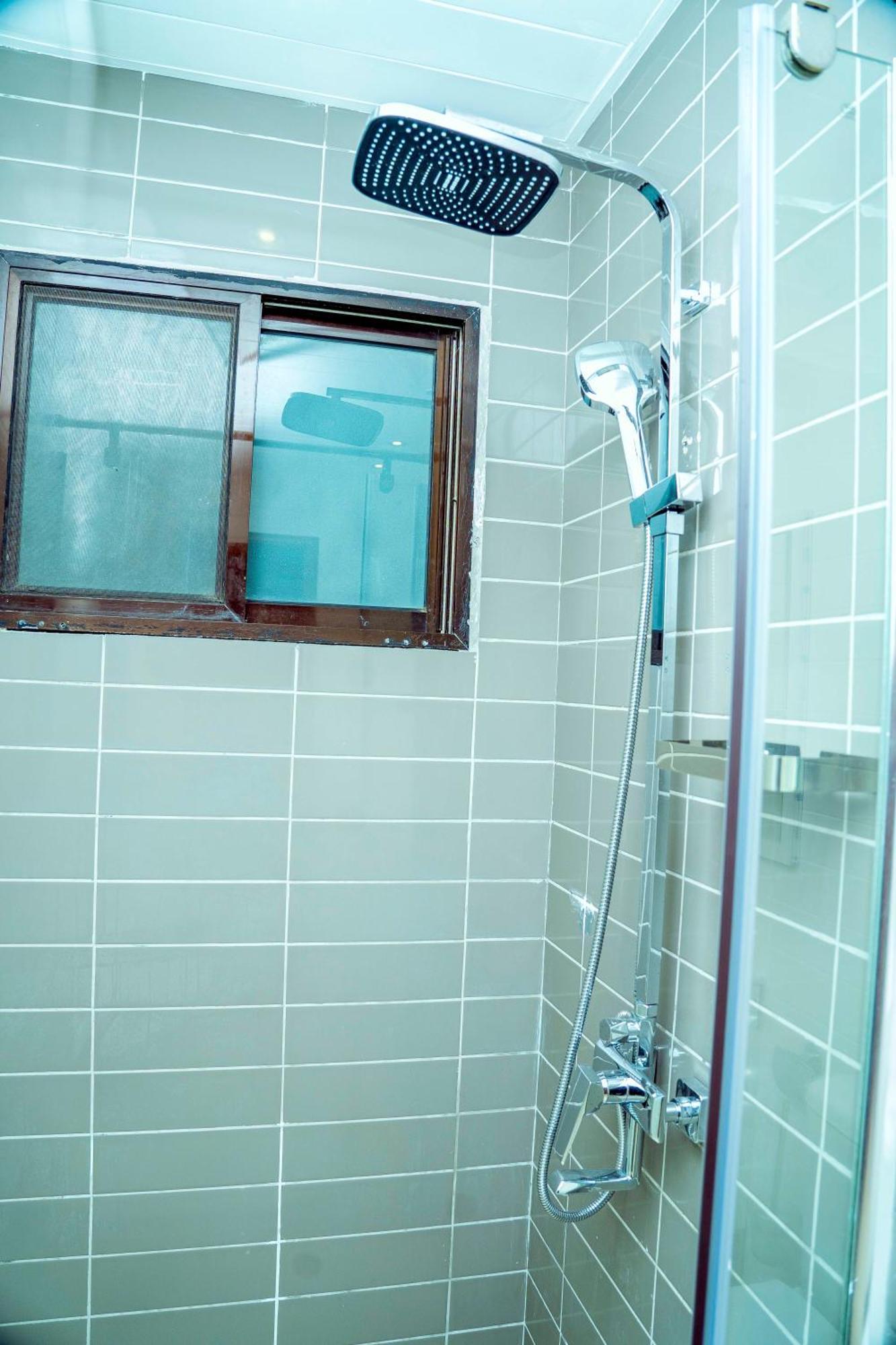 Flo'S Eco Residence Dar es Salaam Ngoại thất bức ảnh