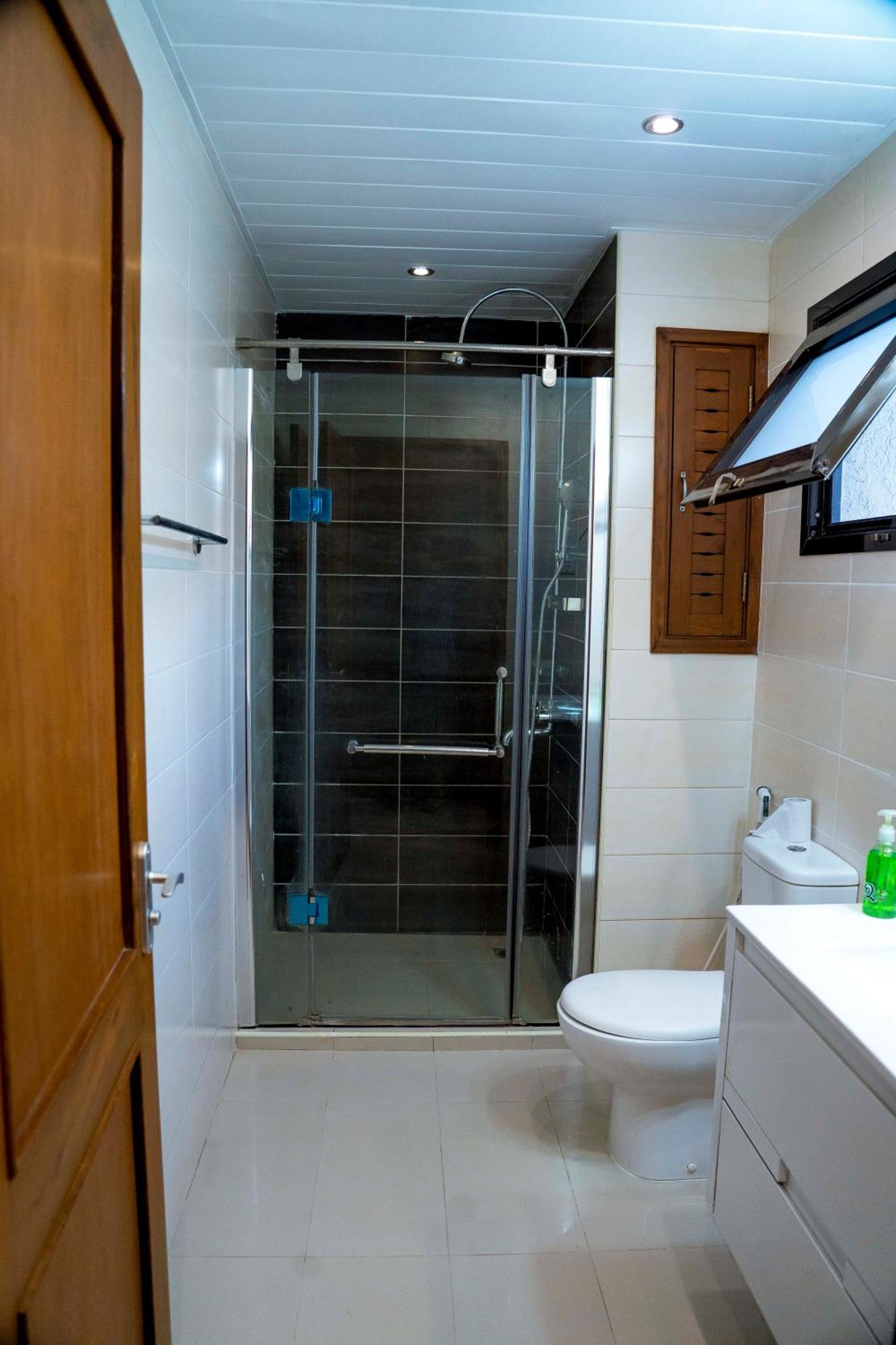 Flo'S Eco Residence Dar es Salaam Ngoại thất bức ảnh