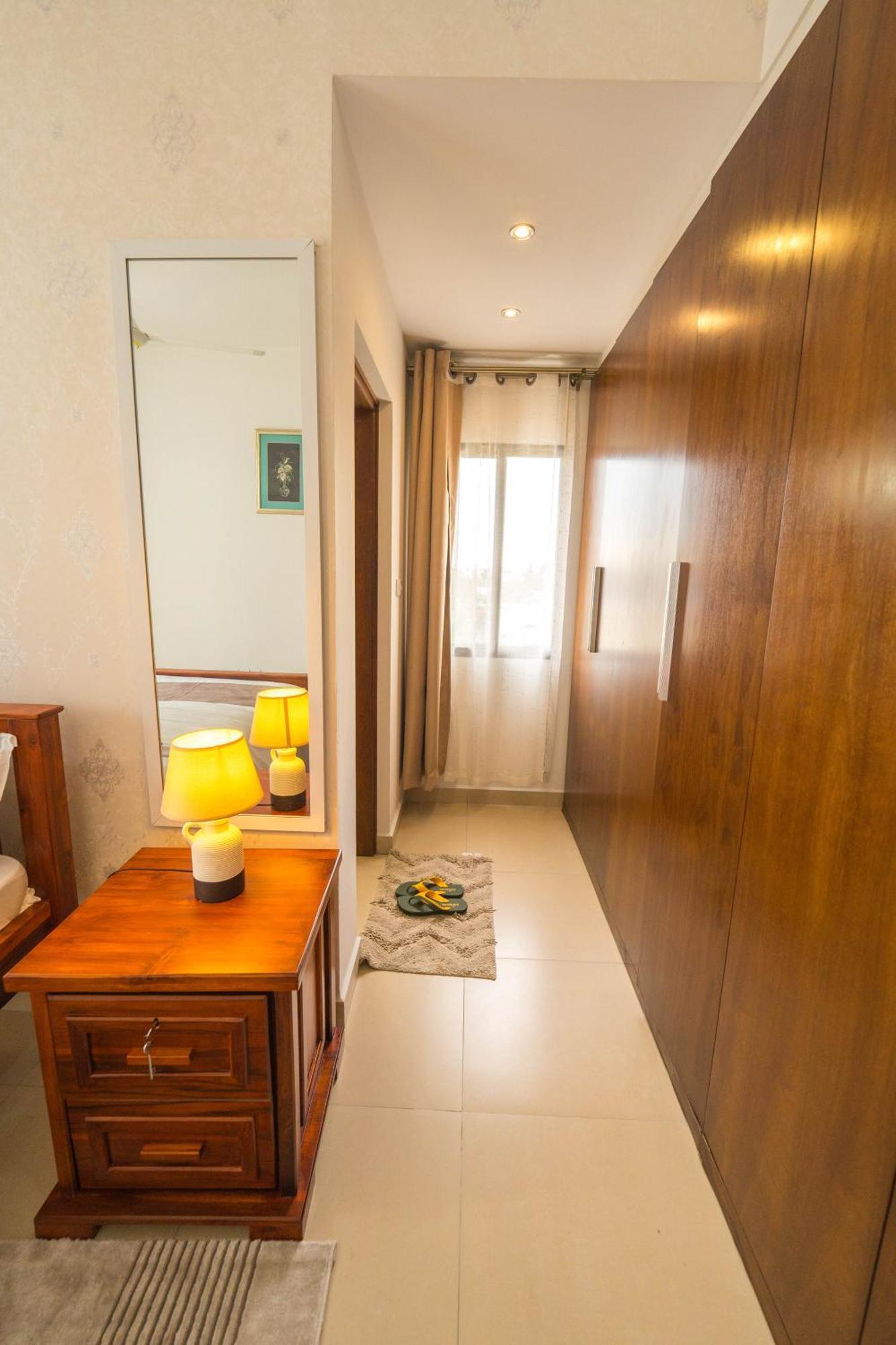Flo'S Eco Residence Dar es Salaam Ngoại thất bức ảnh