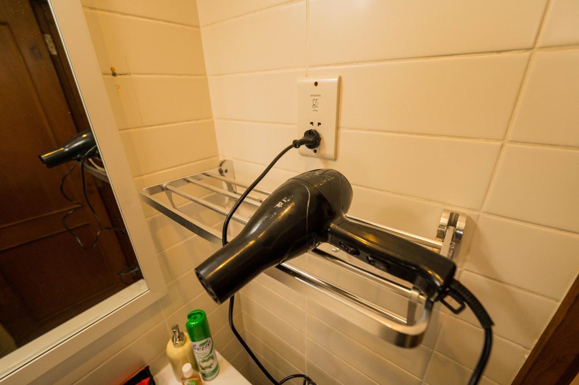 Flo'S Eco Residence Dar es Salaam Ngoại thất bức ảnh