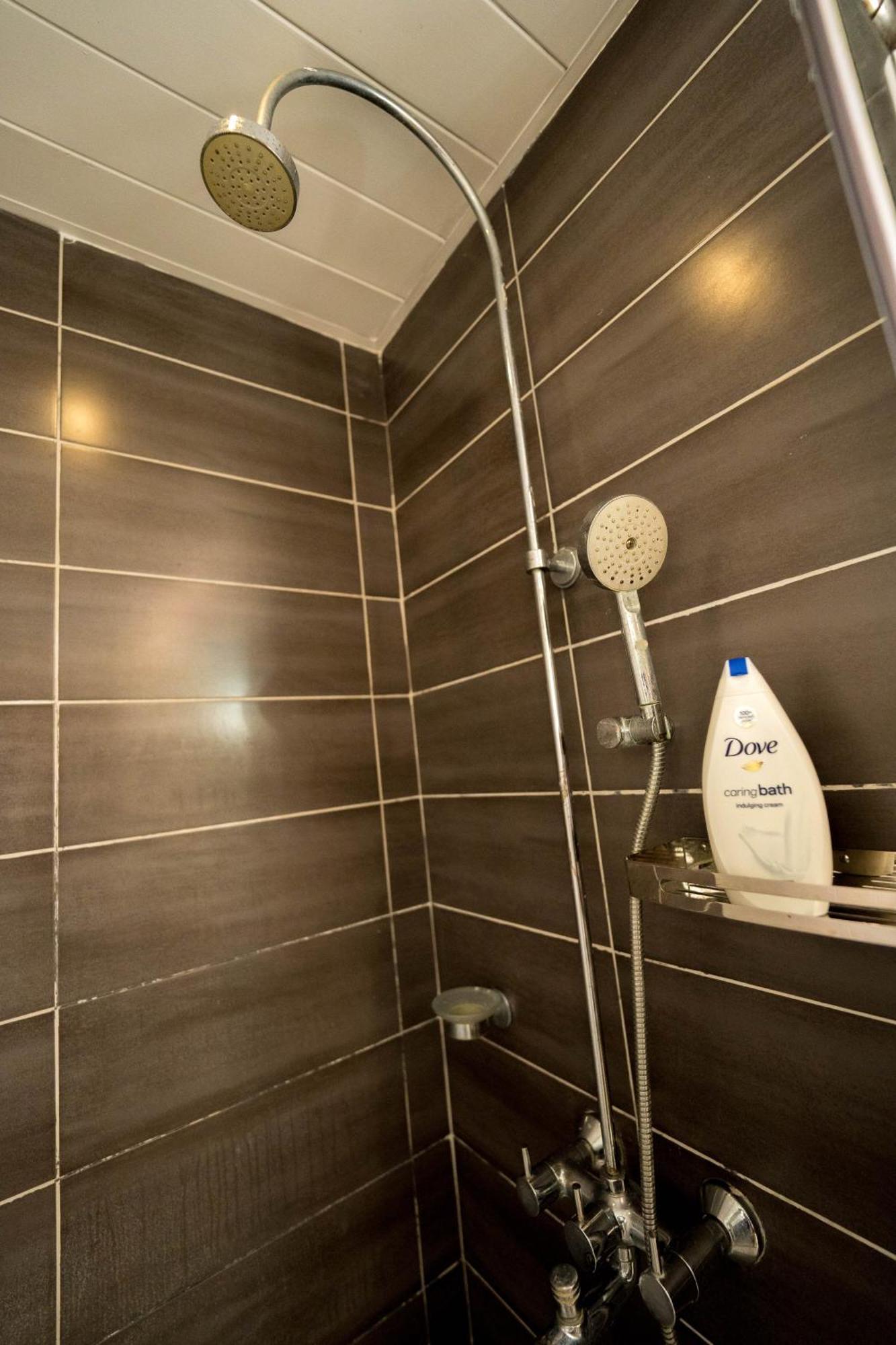 Flo'S Eco Residence Dar es Salaam Ngoại thất bức ảnh